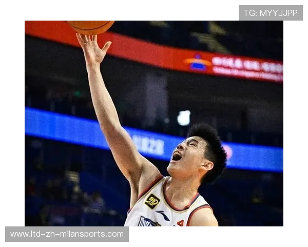 CBA上海后卫突破中投命中提升士气